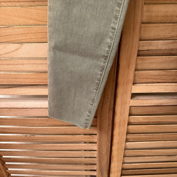 İFrank & Eileen Sligo Easy Fit Jean in Thyme size 25 - Picture 4 of 6